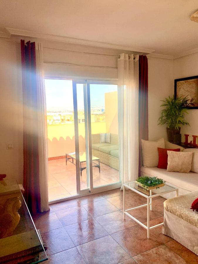 Atico Deluxe Entre Centro Y Playa Salinas Con Terraza, Wifi, Piscina Climatizada, Gym, Sauna Y Garaje -Smart Tv Roquetas de Mar Exterior foto